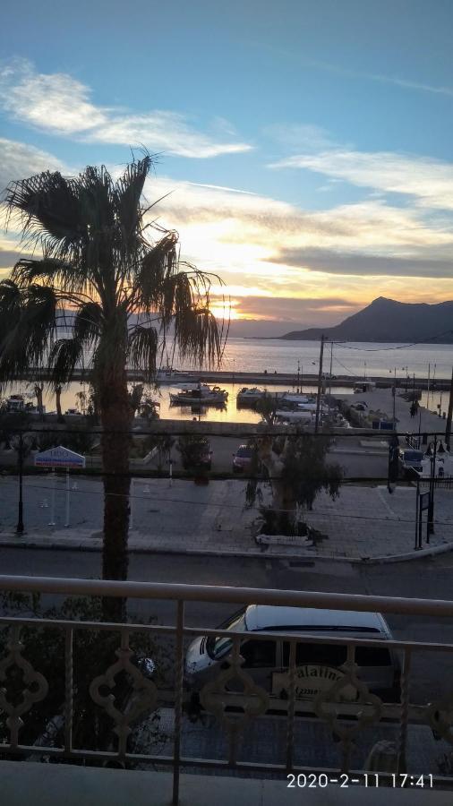Palatino Hotell Loutra Aidhipsou Exteriör bild
