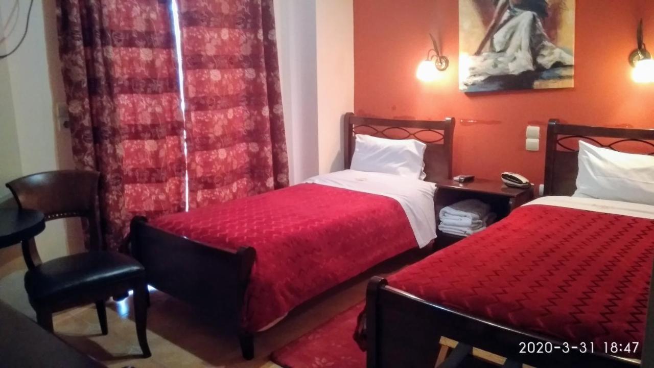 Palatino Hotell Loutra Aidhipsou Exteriör bild