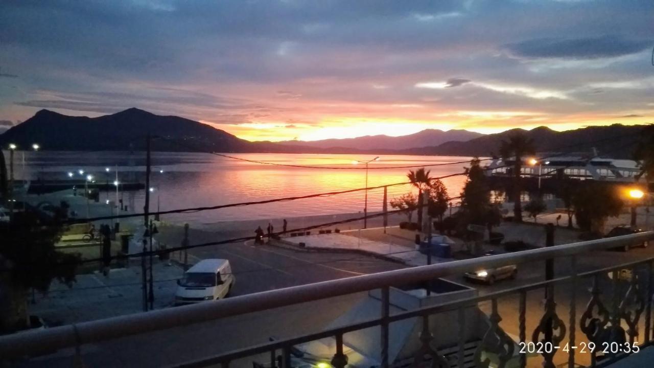 Palatino Hotell Loutra Aidhipsou Exteriör bild