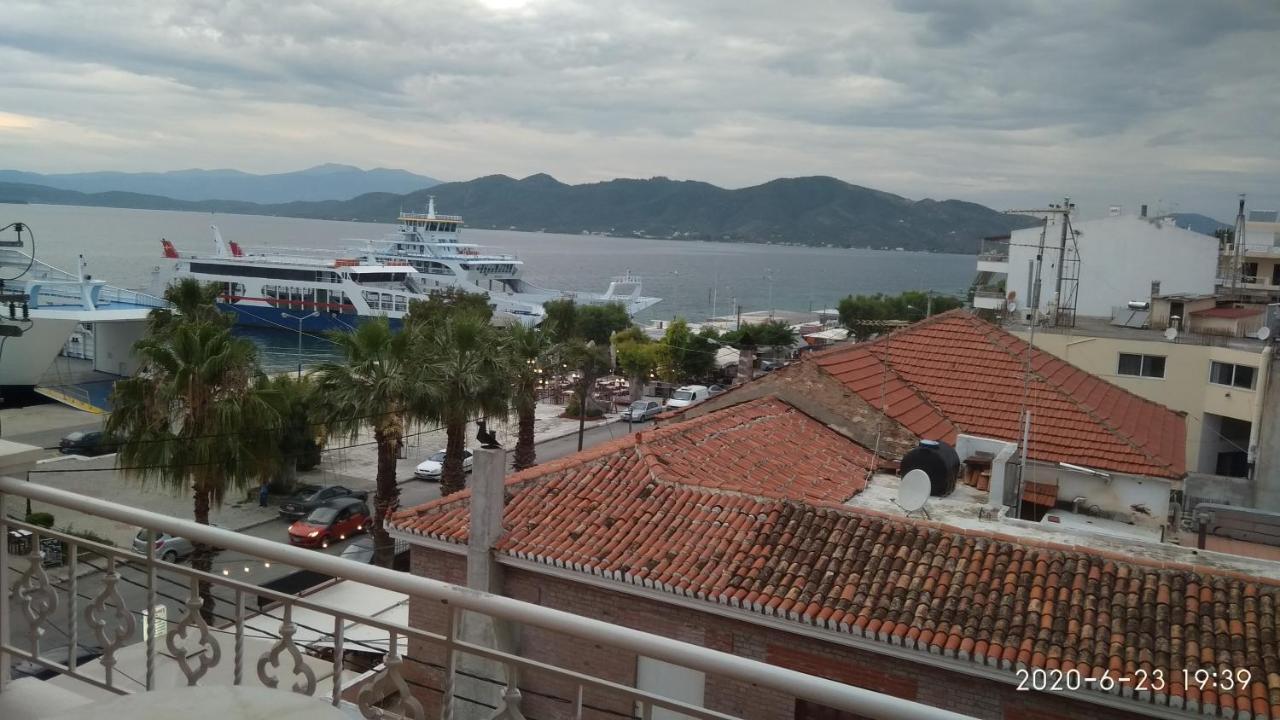 Palatino Hotell Loutra Aidhipsou Exteriör bild