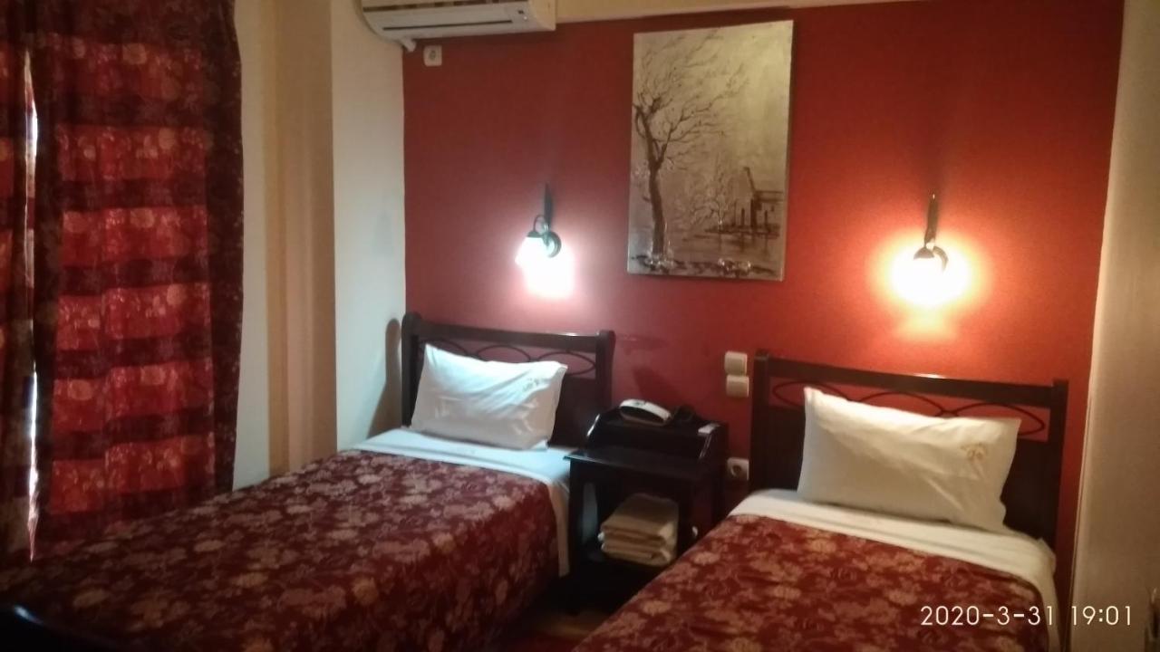 Palatino Hotell Loutra Aidhipsou Exteriör bild